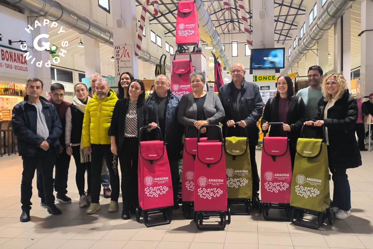 2025 12 19 accion solidaria navidena Garmol Carro Compras shopping trolley Einkaufswagen chariot courses